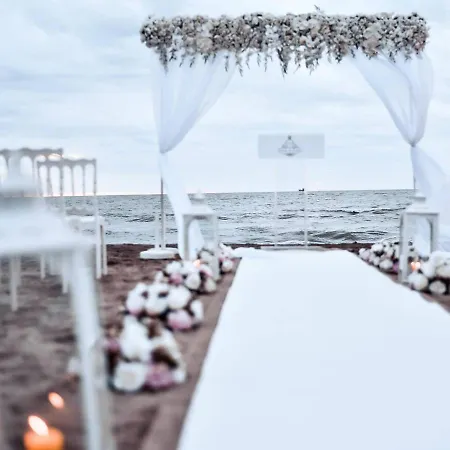 Fafa Premium & Hotell