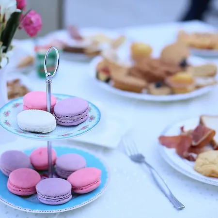 Fafa Premium & 5* Qerret (Tirana)