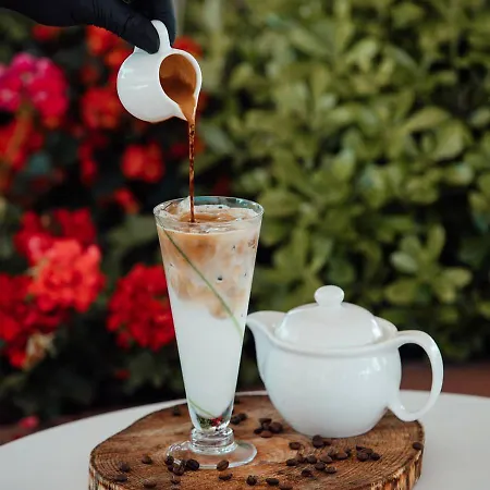 Fafa Premium & Qerret (Tirana)