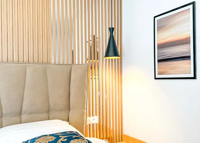 Fafa Premium & Hotel 5*